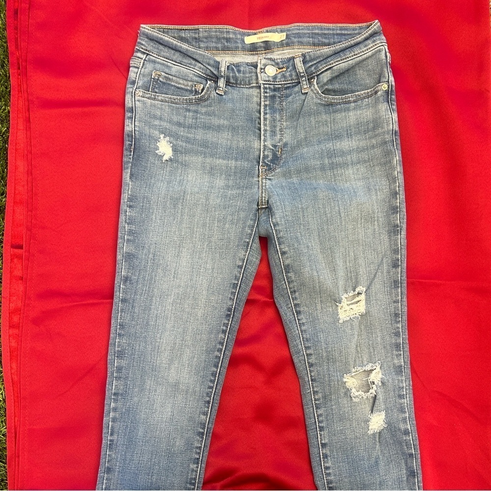 Levi's Light Blue Distressed Skinny Jeans